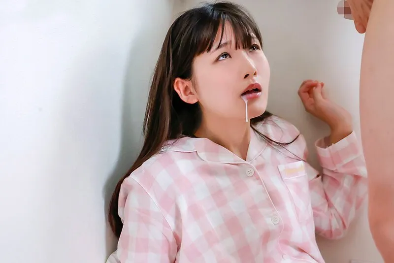 Anh trai ghen khi em gái có người tình nên luôn bắt em ấy làm tình